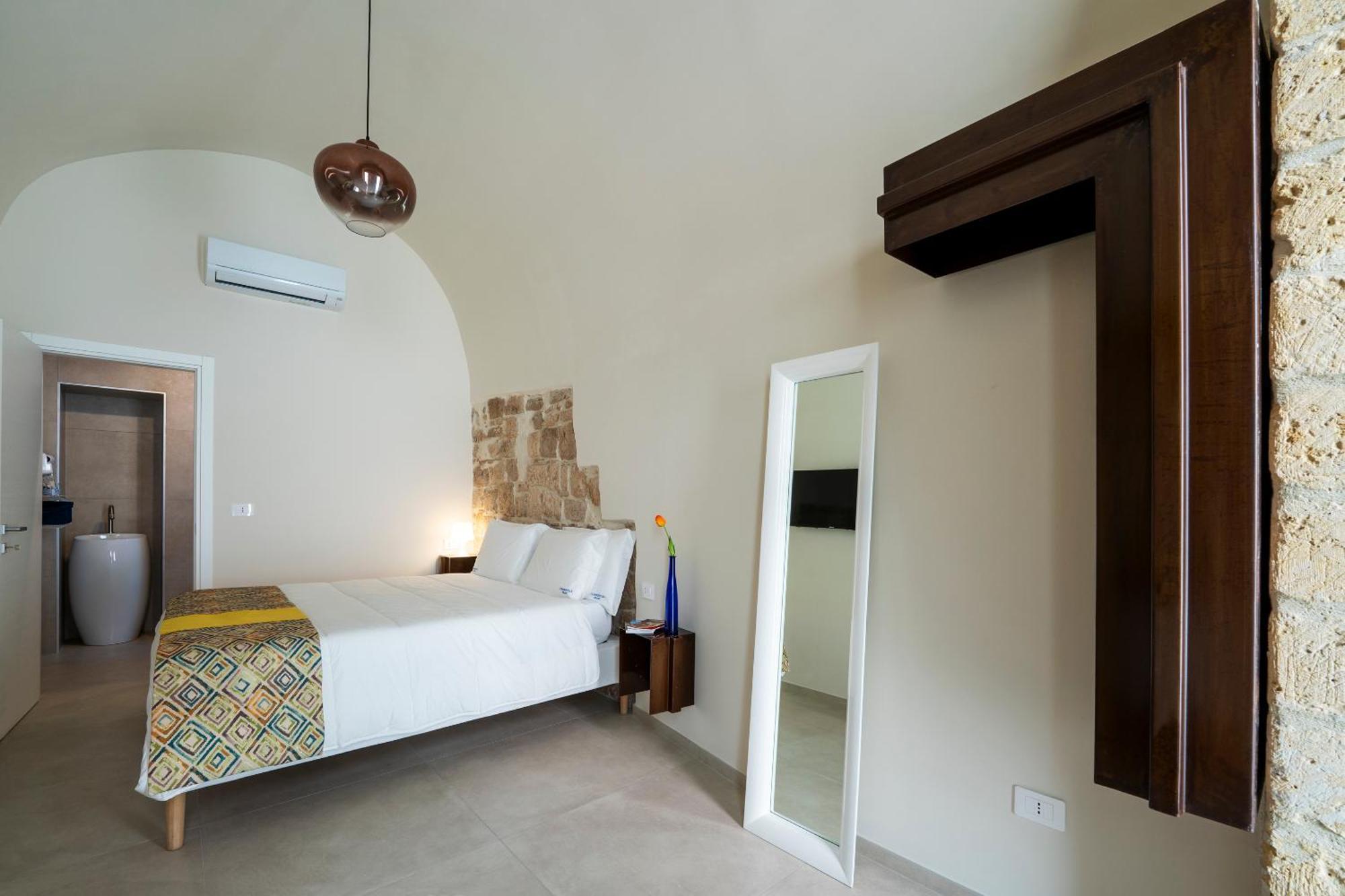 Vischi Apartment Trani By Le Marinelle Loc Turistica Екстериор снимка